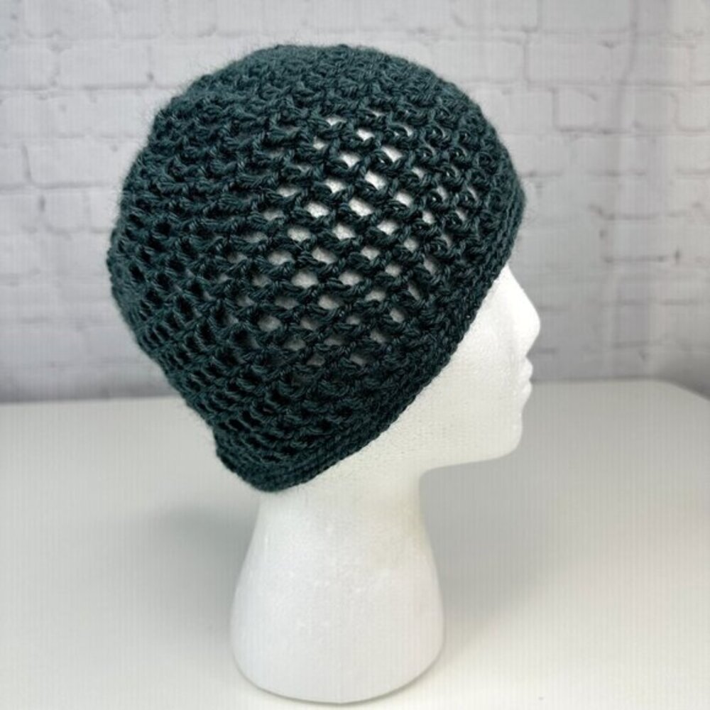 Created by Cyd Handmade Crochet Beanie Forest Green Mesh Knit Skull Cap Hat‎ NEW